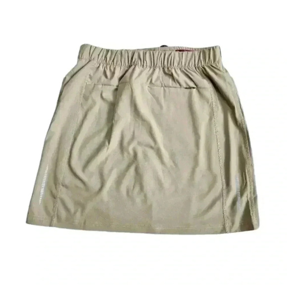 -  Women's skirt - Picture 2 of 3